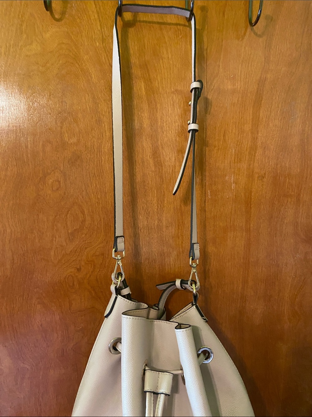 H&M Cream Drawstring Hobo Bag with Gold Hardware - Picture 2 of 8